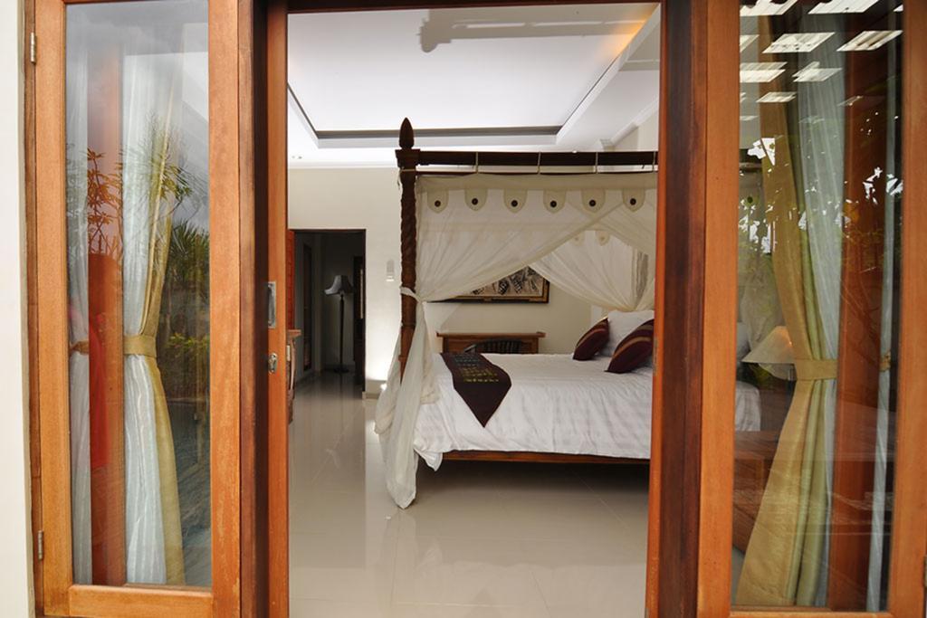 Kandava Villa Джимбаран Экстерьер фото